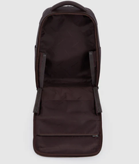 De Santis zaino Piquadro testa di moro CA6250W118/TM, per trasportare i tuoi dispositivi digitali con stile e sicurezza.