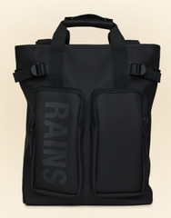 De Santis zaino Nero Rains 14240BLA, lo Zaino Impermeabile: Funzionalità e Stile Unici.