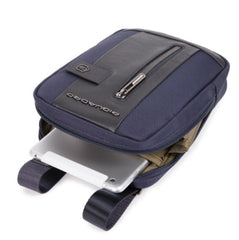 Borsello in tessuto riciclato blu Piquadro CA3084BR2/BLU