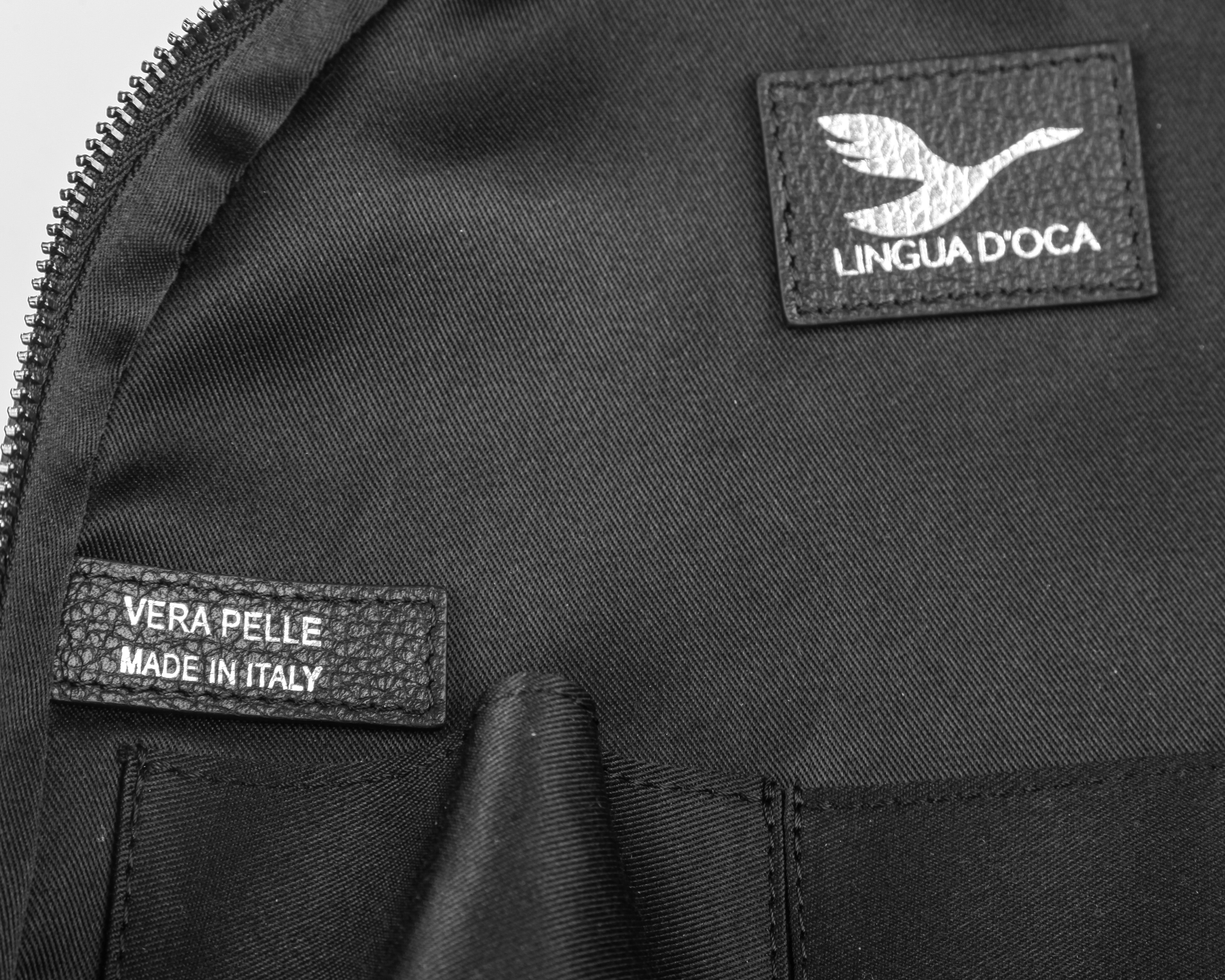 Lingua d'oca zaino in pelle martellata nero 183582.01