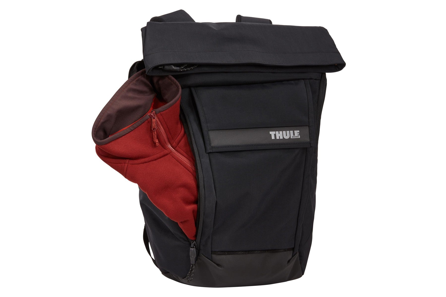 Thule Paramount Backpack 24L Black 3204213 zaino thule nero impermeabile con apertura a rullo e tasche dedicate porta PC e tablet