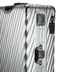 Tumi Valigia per il giro del mondo 19 DEGREE ALUMINUM Silver 98814-1776 036847SLV2 BAGAGLIO GRANDE