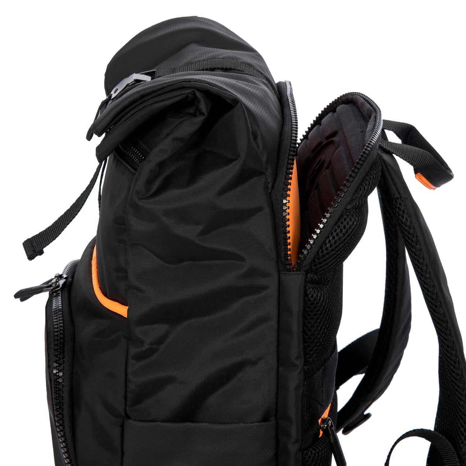 Bric's Zaino eolo Design Medio BY Nero zaino con scomparto porta documenti e porta PC B3Y04493.001