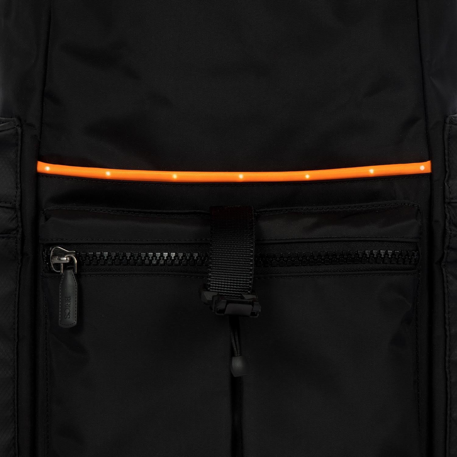 Bric's Zaino eolo Explorer Piccolo BY Nero B3Y04494.001 zaino con scomparto dedicato porta PC impermeabile con apertura a sacca