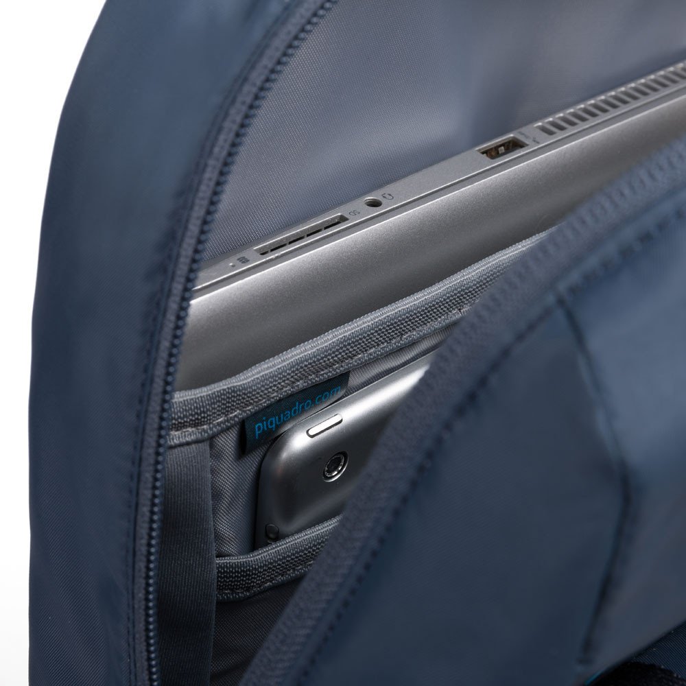 Zaino In Nylon Rigenerato Porta Computer Blu Oltremare Piquadro CA4545BIO/BLU