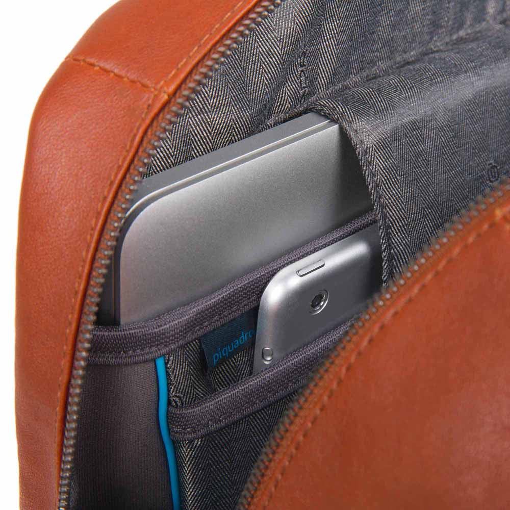 Piquadro Zaino Grande Porta Computer E Porta Ipad Arancio CA4762B3/AR