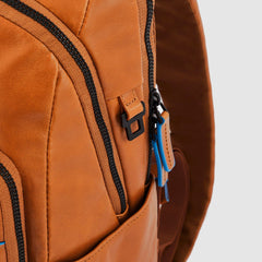 Piquadro CA5574B2V - Zaino Porta Computer E Porta Ipad® Con Protezione Sabbia Sahara
