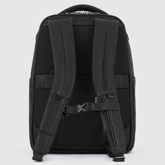 De Santis zaino Piquadro nero  CA6250W118/N, per trasportare i tuoi dispositivi digitali con stile e sicurezza.