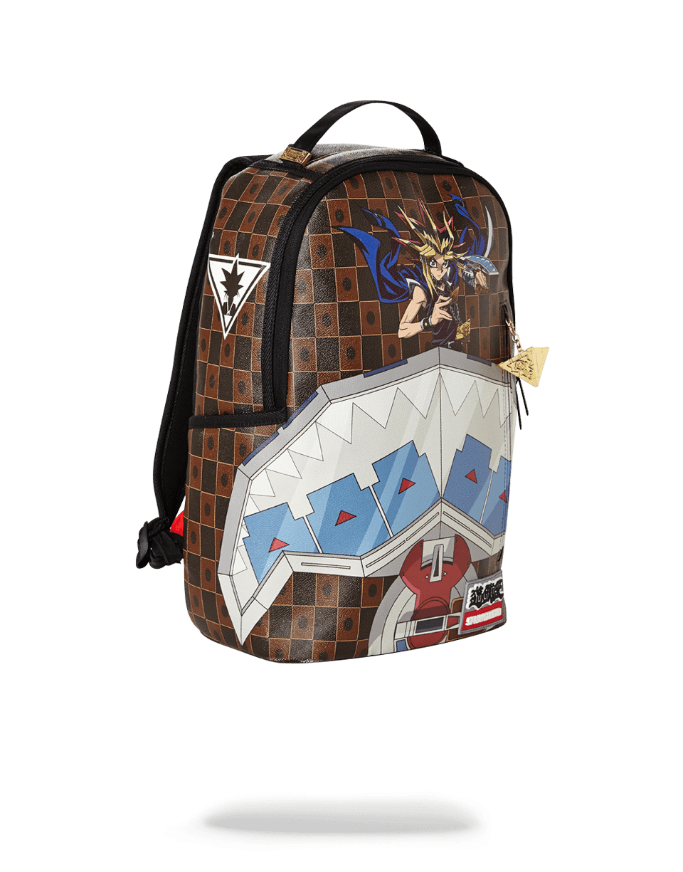 Sprayground Yu Gi Oh Dual Disk Shark 910B2675NSZ zaino sprayground 